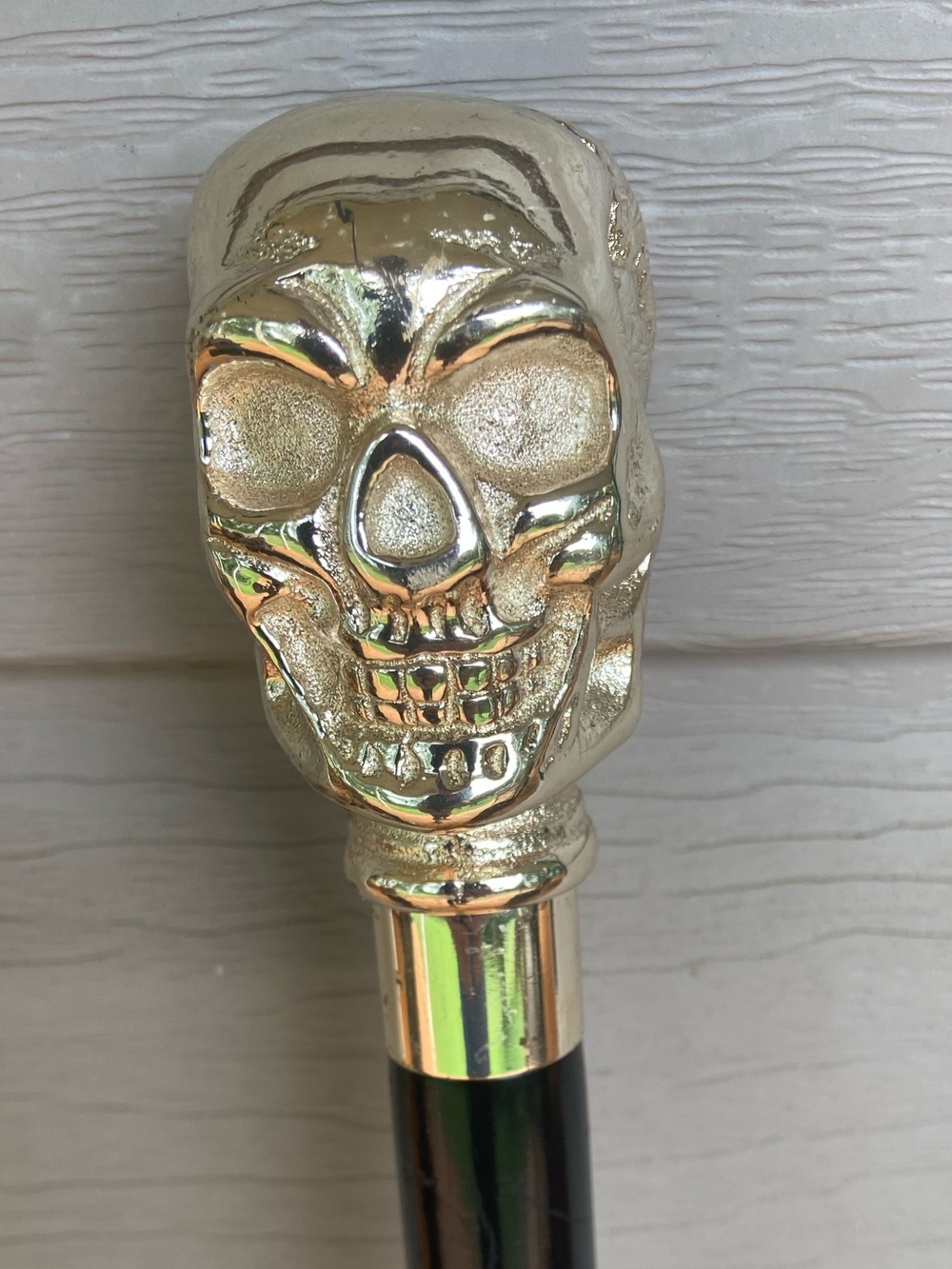 Decorative Skull  Head  Gold Tone Top Wooden Walking Cane in Black and Gold
36”